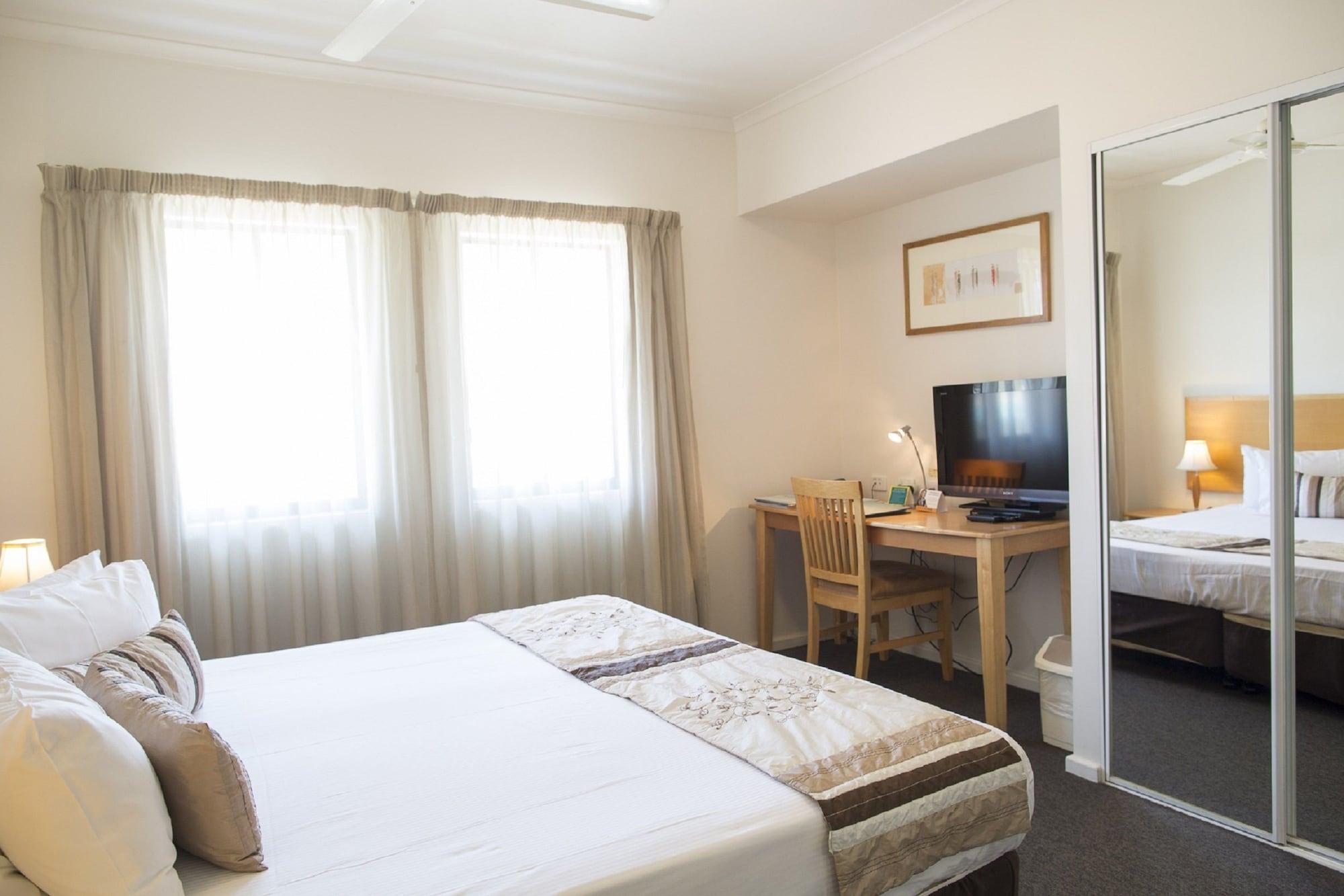 Metro Advance Apartments & Hotel Darwin Bagian luar foto