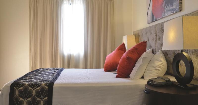 Metro Advance Apartments & Hotel Darwin Bagian luar foto