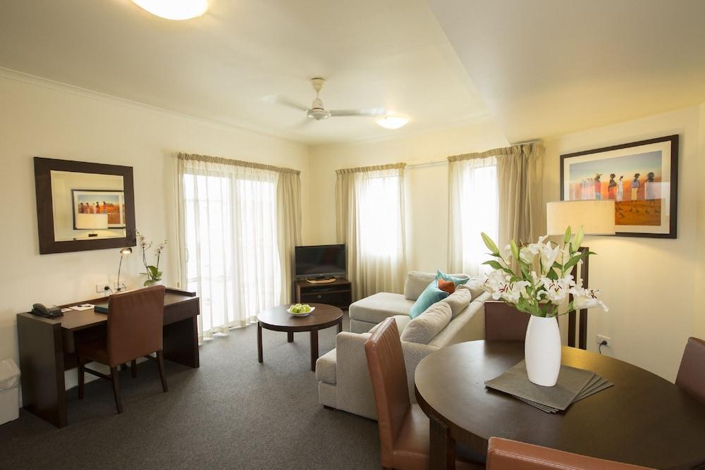 Metro Advance Apartments & Hotel Darwin Bagian luar foto