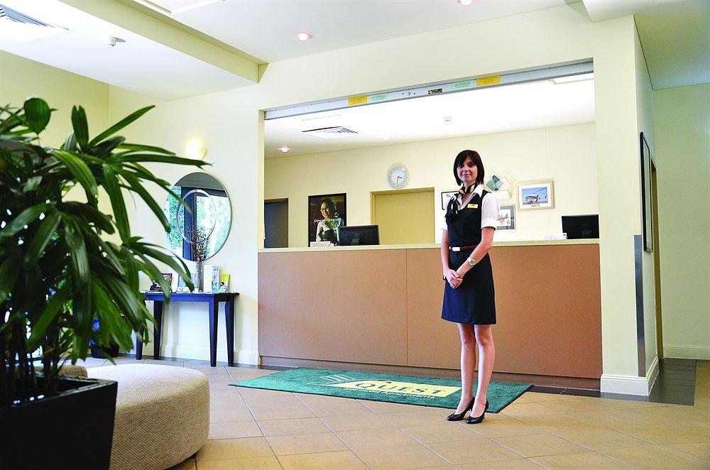 Metro Advance Apartments & Hotel Darwin Bagian luar foto