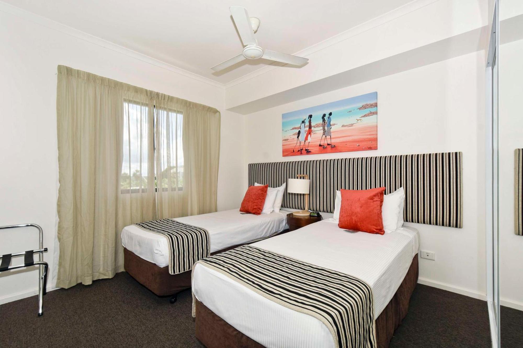 Metro Advance Apartments & Hotel Darwin Bagian luar foto