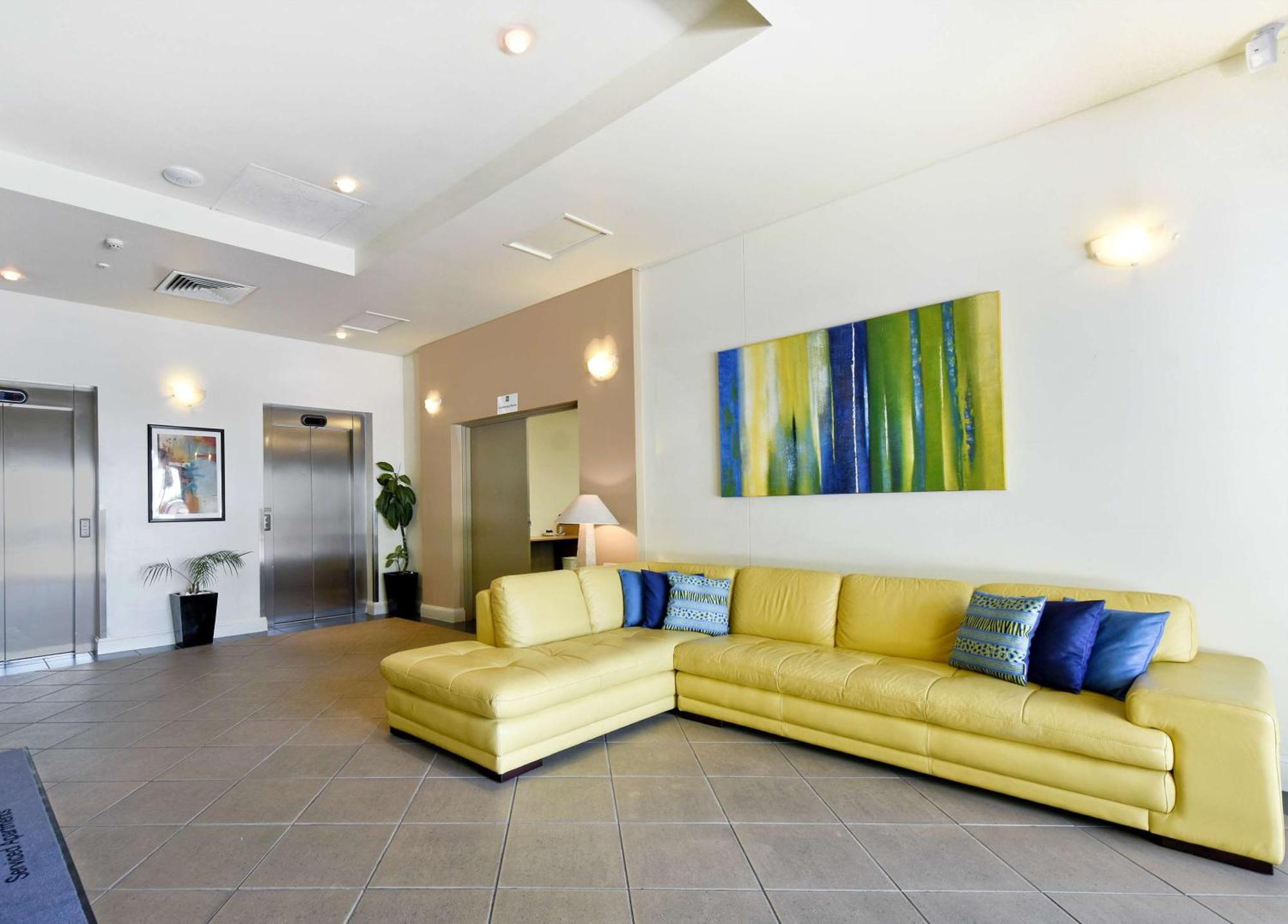 Metro Advance Apartments & Hotel Darwin Bagian luar foto
