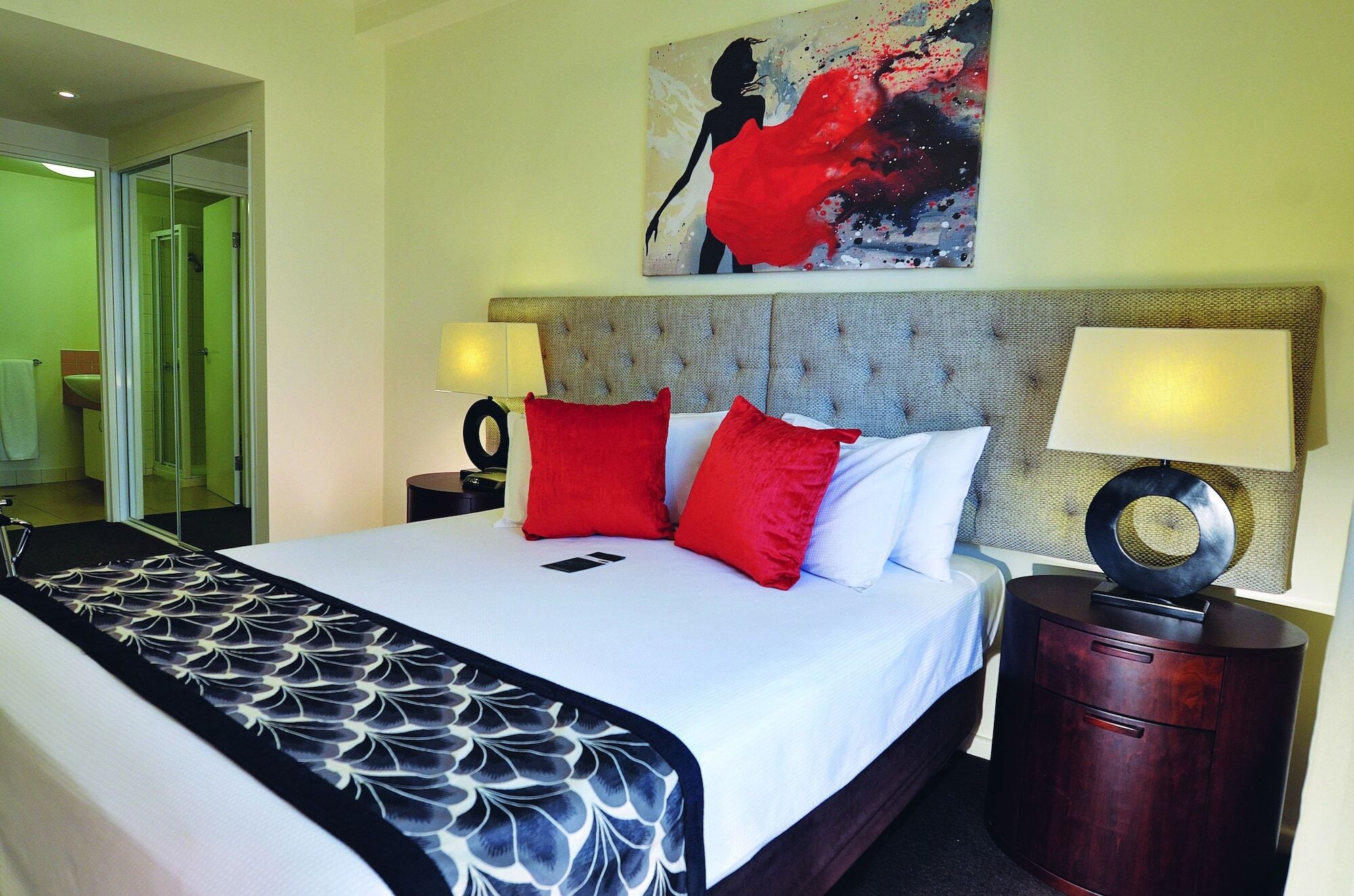 Metro Advance Apartments & Hotel Darwin Bagian luar foto